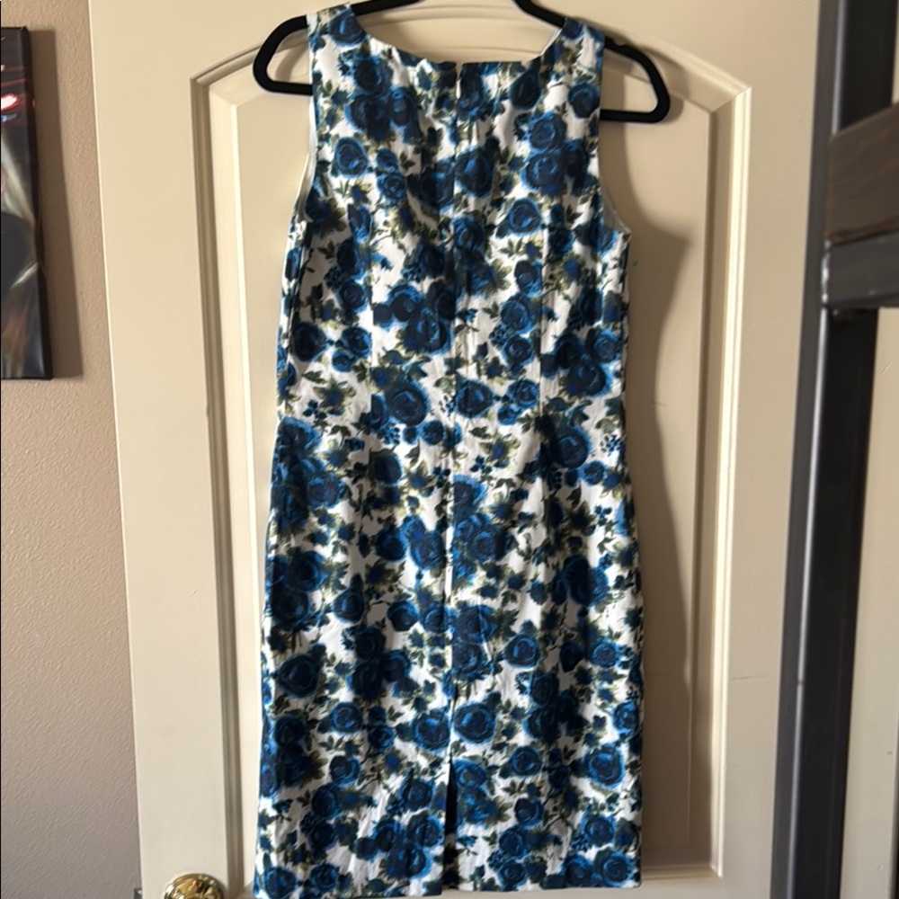 Ann Taylor Blue and White Floral Halter Sheath Sleeveless Midi Dress 6 - Picture 9 of 11